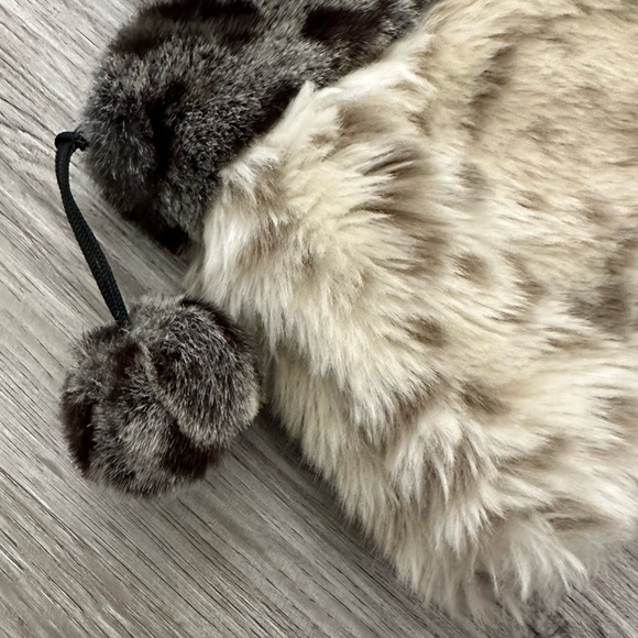 Y2K| Furry Handbag - Picture 3 of 5